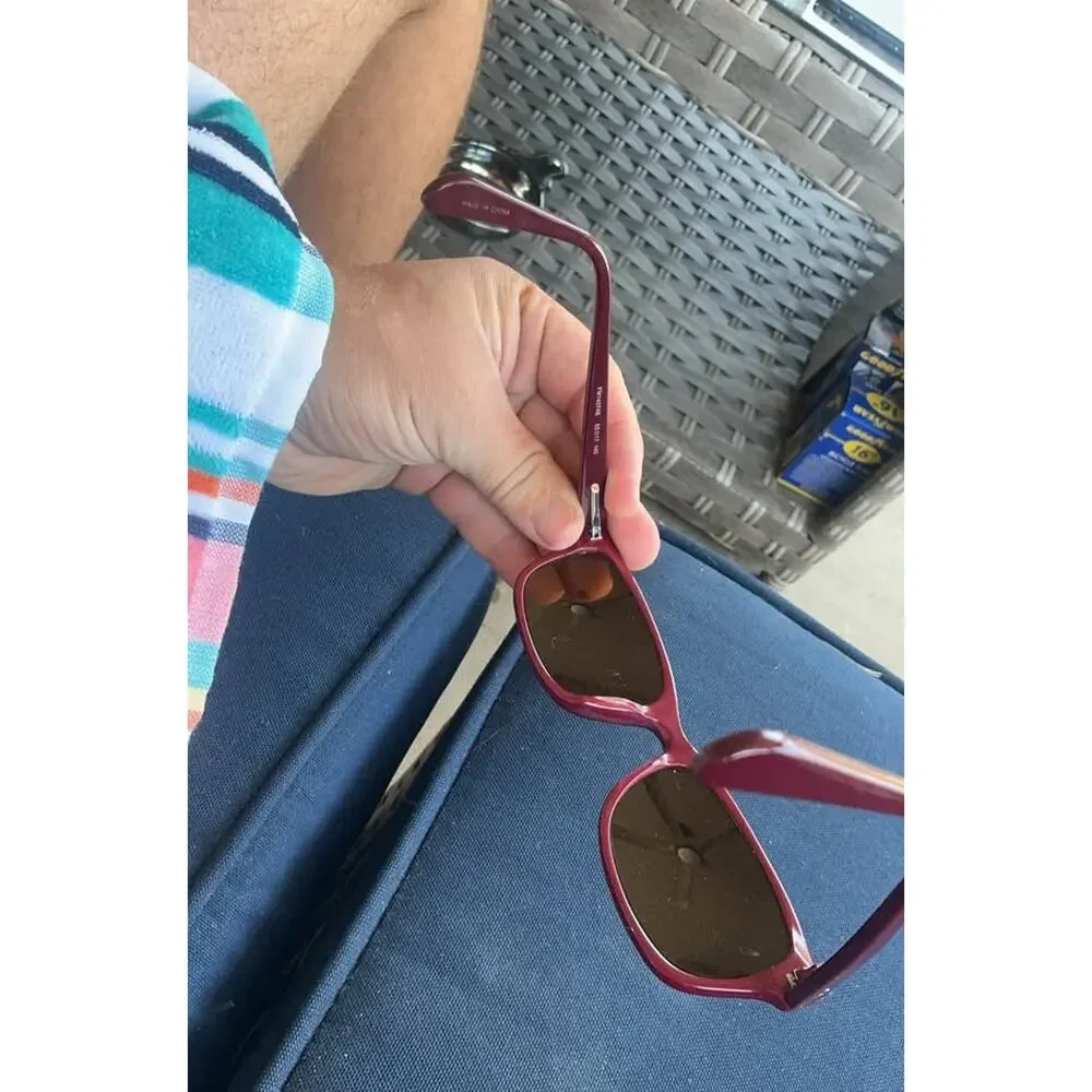 Women’s sunglasses